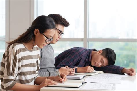  Common Causes of Dreams Relating to Skipping College Classes 