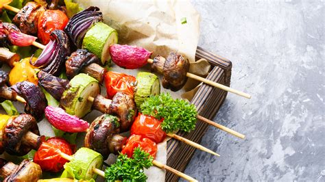  Elevate your Grilling Game with Flavorful Yellow Pepper Skewers 