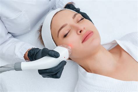  Exploring the Advantages of Laser Hair Removal for Facial Hair 