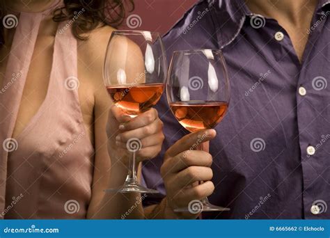  Exploring the Symbolic Significance of Sharing a Glass of Wine in a Romantic Context 