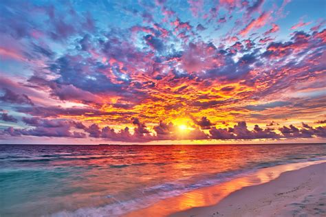  Unforgettable Destinations to Witness Breathtaking Sunsets and Sunrises 