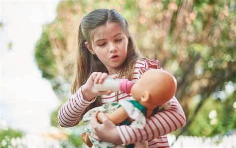 A Glimpse into the Imaginary World of Play Pretending as a Miniature Individual