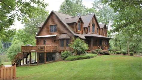 A Home Away from Home: Create Lasting Memories in Your Log Cabin Retreat