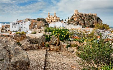 A Journey Through Spain: Exploring Vibrant Urban Centers and Picturesque Rural Villages