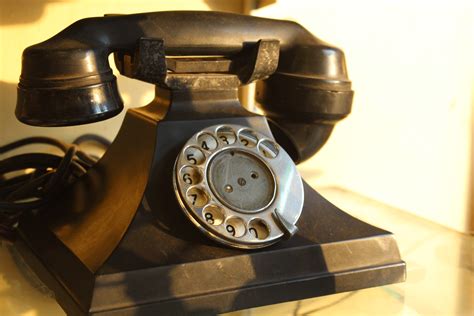 A Journey into the Past: Reliving Memories with Vintage Telephones