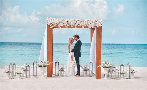 A Marriage Made in Paradise: Crafting a Wedding that Reflects Your Unique Love Story