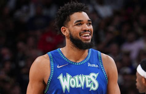 A True Basketball Phenomenon: The Incredible Story of Karl-Anthony Towns