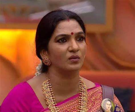About Shanthi Arvind in Bigg Boss Tamil