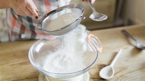 Accurately Measuring the Ingredients for a Delectable Bowl of Porridge