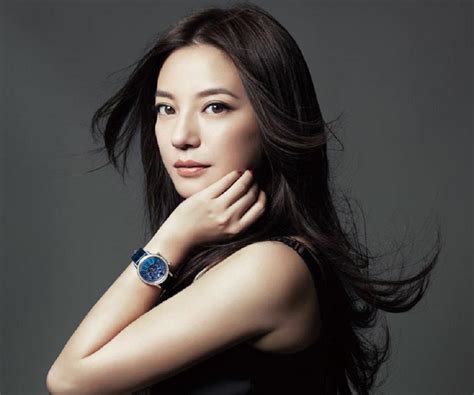 Achievements of Zhao Wei: A Versatile Actress and Fierce Entrepreneur