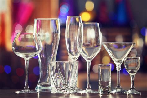 Adding a Touch of Brilliance: Tips for Selecting the Perfect Glassware