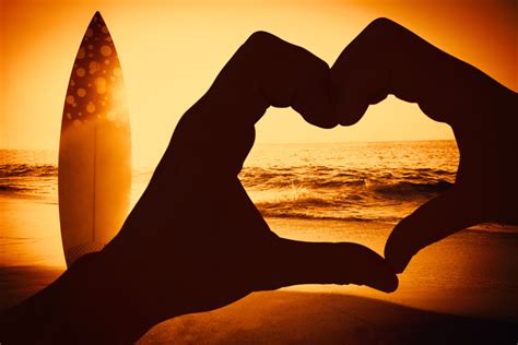 Afraid of Tinder? Try Surfing: Finding Love in the Surfing Community