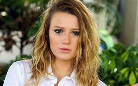 Age and Height of the Enigmatic Gizem Karaca