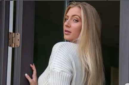 Alexis Clark's Height and Physical Appearance