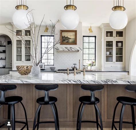 Amplify Your Kitchen Aesthetics with Exposed Cabinets