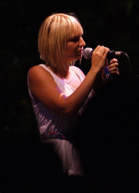 An Insight into Sia Furler's Unique Voice