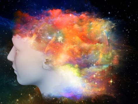 Analyzing Emotions: What Your Dream of Applying Oil on the Head Reveals About Your Inner World