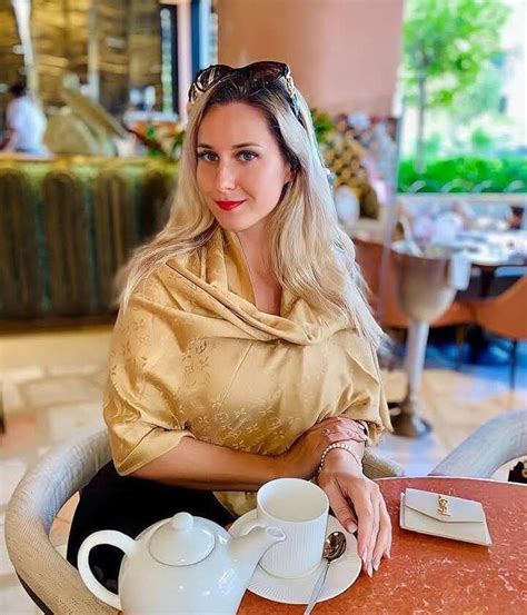 Anna Marisax's Net Worth and Philanthropic Endeavors