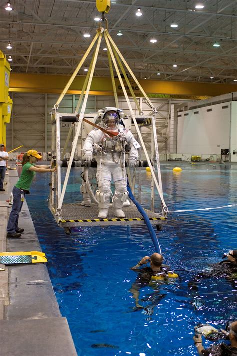 Astronaut Training: The Journey to Prepare for Interstellar Exploration