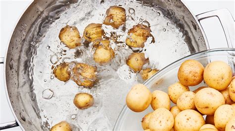 Baking, Boiling, or Roasting: Selecting the Optimal Cooking Method for Potatoes