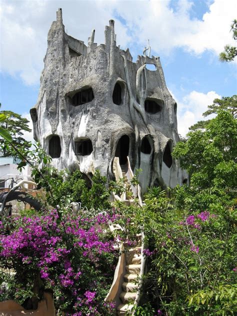 Bizarre and Eccentric Buildings: A Closer Look