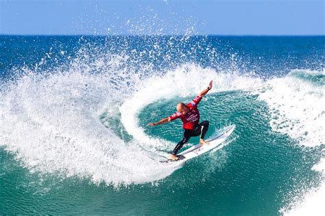 Brazilian Powerhouse Changing the Game of Surfing