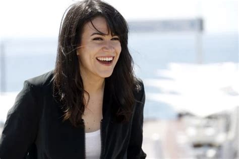 Building Wealth: Discover How Abbi Jacobson Achieved Financial Success