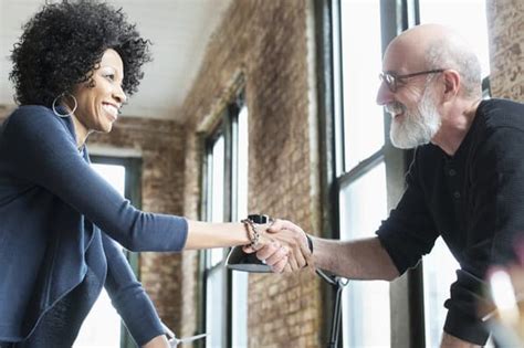 Building a Favorable First Impression: Navigating the Path to Connecting with Loved Ones