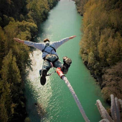 Bungee Jumping Destinations Around the World: Where to Experience the Thrill