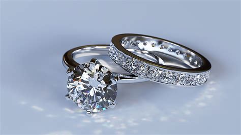 Choosing the Perfect Features for Your Silver Wedding Band