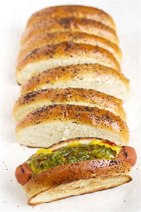 Choosing the Perfect Hot Dog Bun