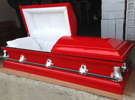 Choosing the Perfect Materials for Your Unique Casket