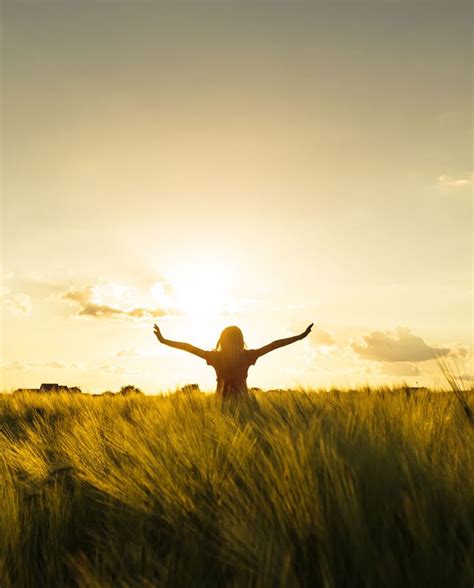 Connecting with Nature: The Healing Power of Stone Walking