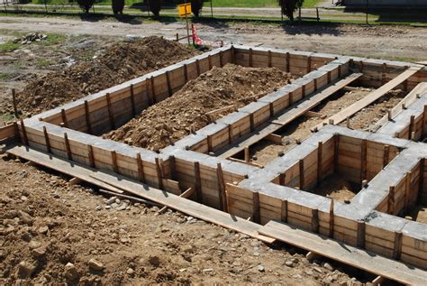 Constructing the Foundation and Walls of Your Sandy Citadel