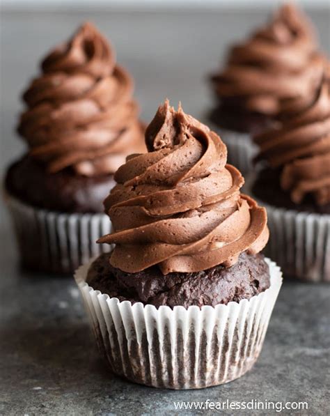 Creating Gluten-Free and Delectable Cupcakes: Mastering the Ideal Alternative Recipe