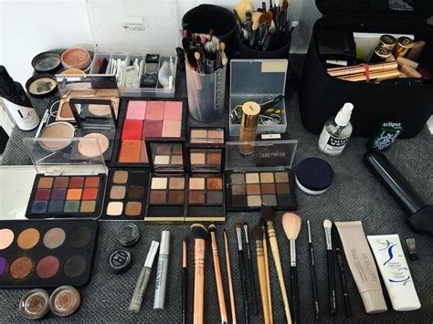 Creating a Professional Kit: Essential Tools for a Makeup Artist