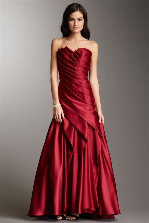 Creating an Exquisite Look with a Bold Crimson Gown