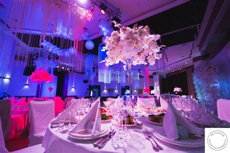 Creating an Unforgettable Ambience: Crafting an Atmosphere Guests Will Cherish