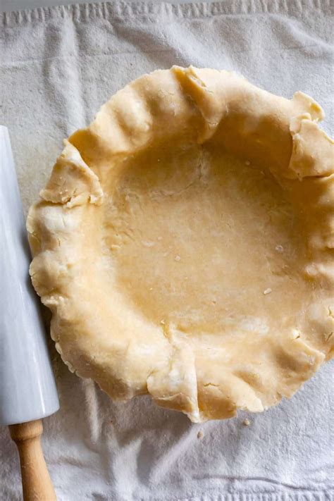 Creating the Flakiest Pie Crust: A Step-by-Step Guide to Crafting a Homemade Sensation