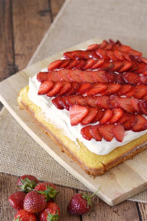 Creative Twists on Traditional Strawberry Cake Recipes