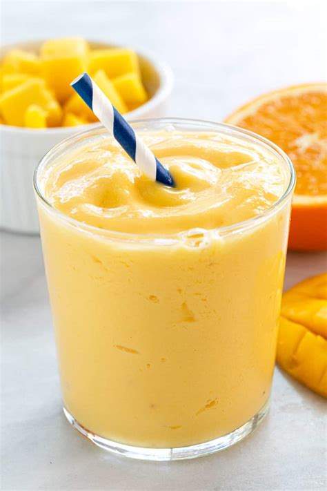 Creative Ways to Indulge in the Exquisite Pleasures of Mangoes: From Smoothies to Salads