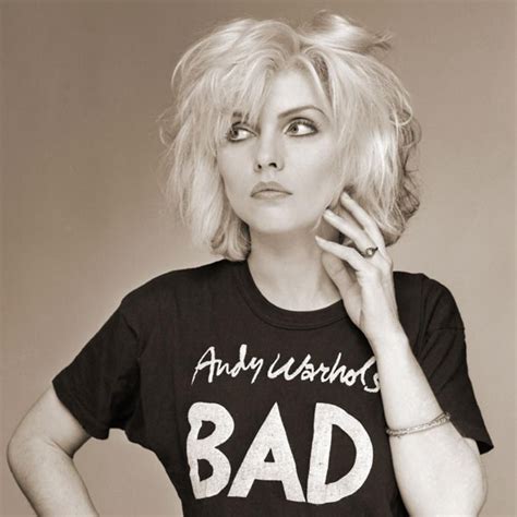 Debbie Harry: A Trailblazing Musical Icon of the 1970s and 1980s