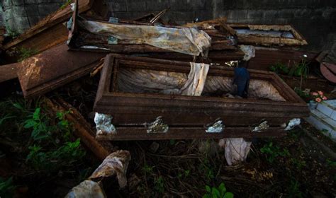 Decoding Dreams of Being Inside a Coffin