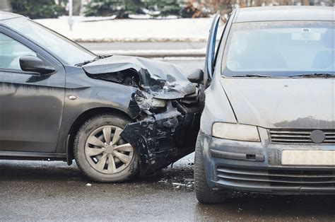 Decoding Visions of Automobile Collisions: An Insight into the Mindset from a Psychological Standpoint