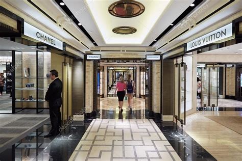 Discover Extravagance: Explore the Opulent World of Luxury Brands and Boutiques at Dream Mall