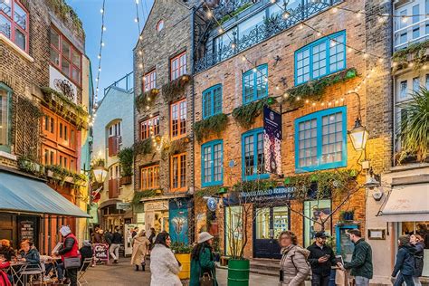 Discover the Enchanting Atmosphere of Covent Garden