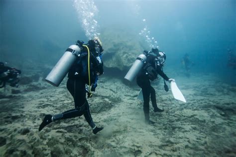 Discover the Marvels of Scuba Diving