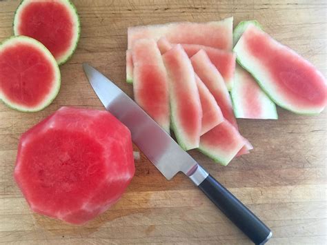 Discover the Mastery of Achieving the Perfect Peel for Melons