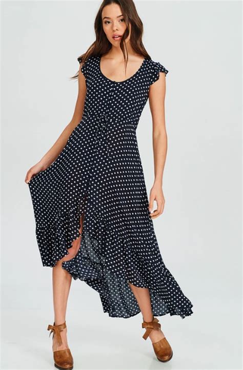 Discover the Perfect Polka Dot Dress for Your Unique Body Shape