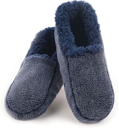 Discover the Perfect Slippers for Optimal Warmth and Comfort
